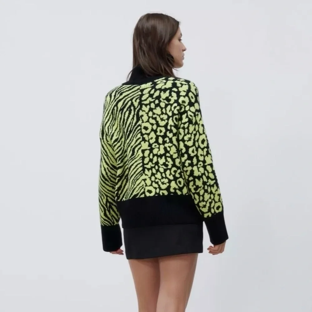 ZARA Chunky Mod Turtleneck Sweater – Leopard Zebra Print, Chartreuse, Size M - Picture 4 of 16